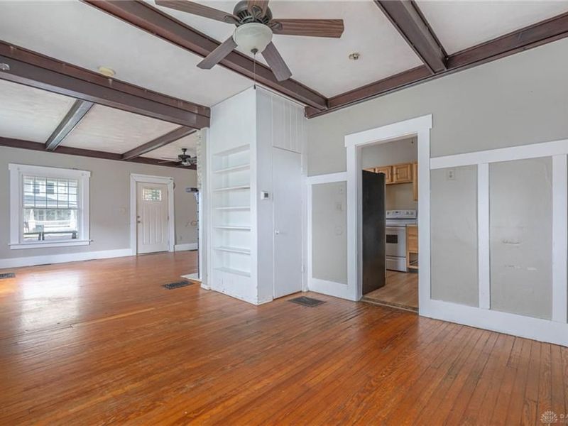 555 E Madison Avenue, Springfield, OH 45503 Photo 7