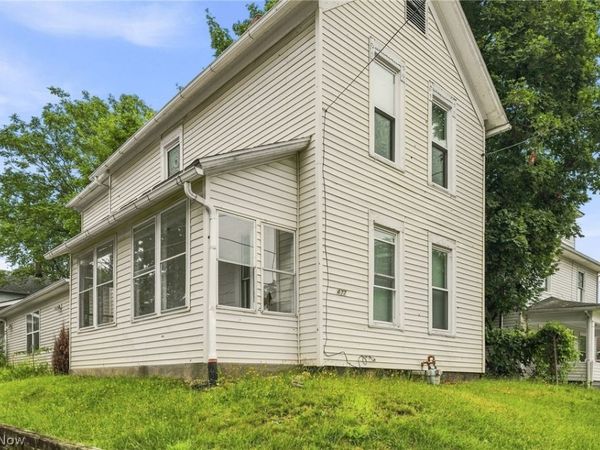 477 Allyn Street, Akron, OH 44304