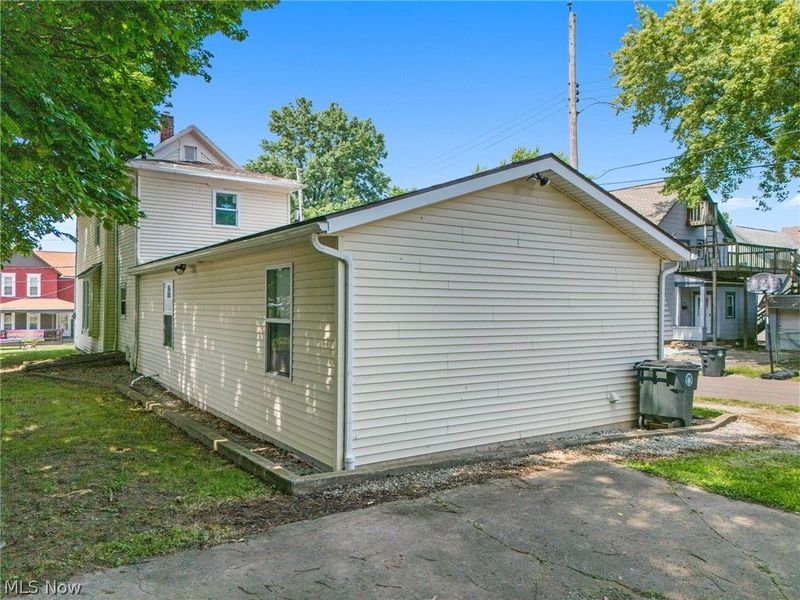 477 Allyn Street , Akron, OH 44304 Photo 23