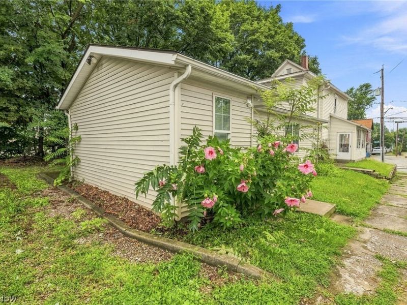 477 Allyn Street, Akron, OH 44304 Photo 24
