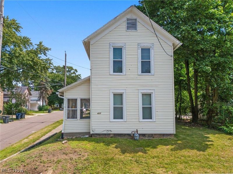 477 Allyn Street , Akron, OH 44304 Photo 3