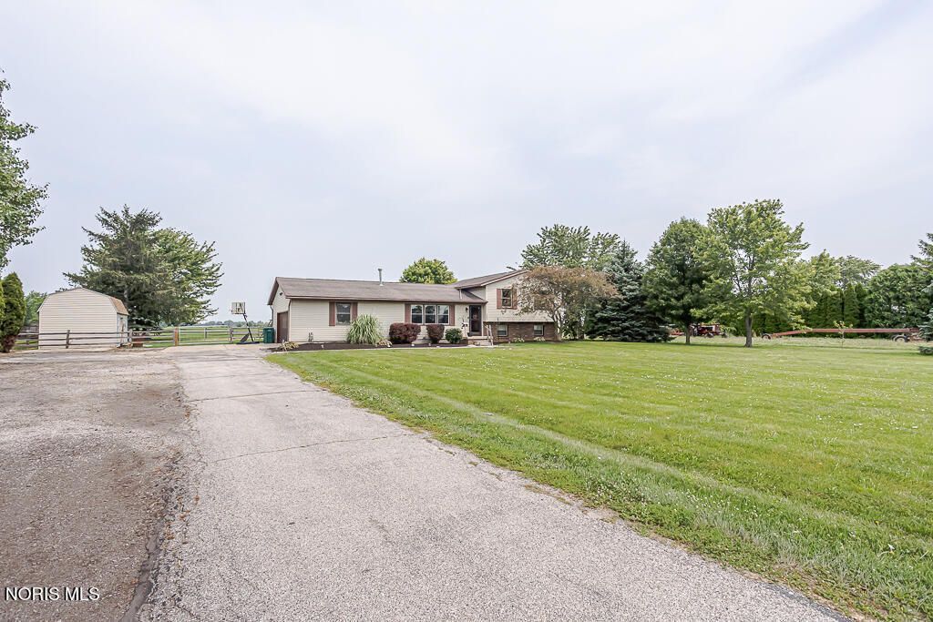1352 Walbridge Road , Millbury, OH 43447 Main Photo