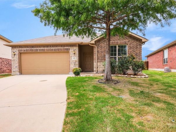 3428 Wavecrest Lane , Denton, TX 76208