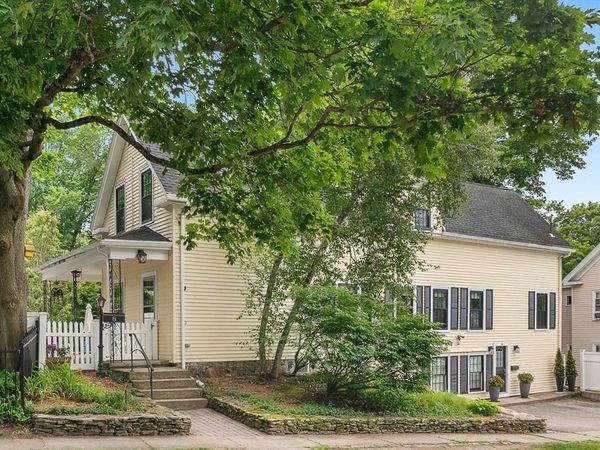8 Oak Street, Winchester, MA 01890