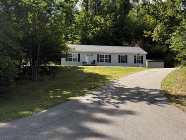 5128 Burt Lake Views Drive, Maple River Township, Mi 49706