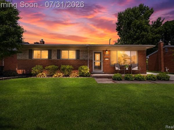 36548 Roycroft Street, Livonia, MI 48154