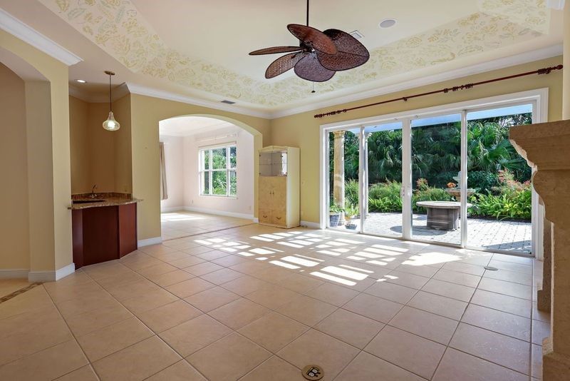 9030 Castle Harbour Circle, Vero Beach, FL 32963 Photo