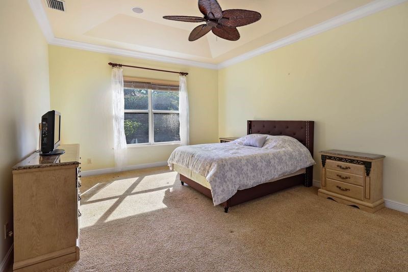9030 Castle Harbour Circle, Vero Beach, FL 32963 Photo