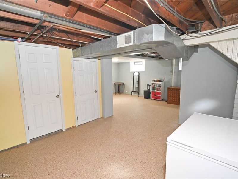 482 Ewing Road, Youngstown, OH 44512 Photo 34