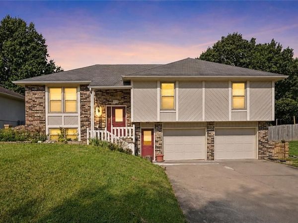 4006 N 31st Street, St Joseph, MO 64506