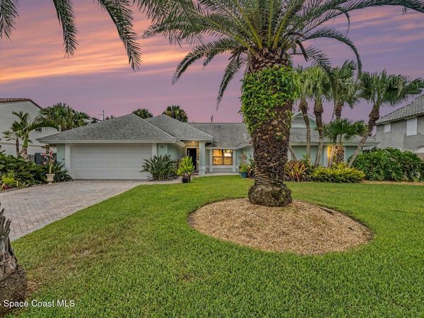 115 11th Avenue, Indialantic, FL 32903