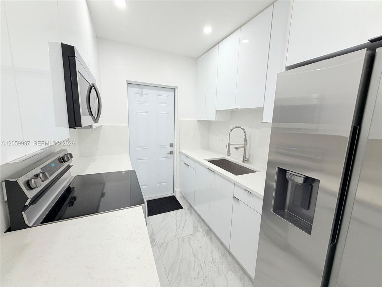 3390 NW 50th St , Unit 3390, Miami, FL 33142 Photo