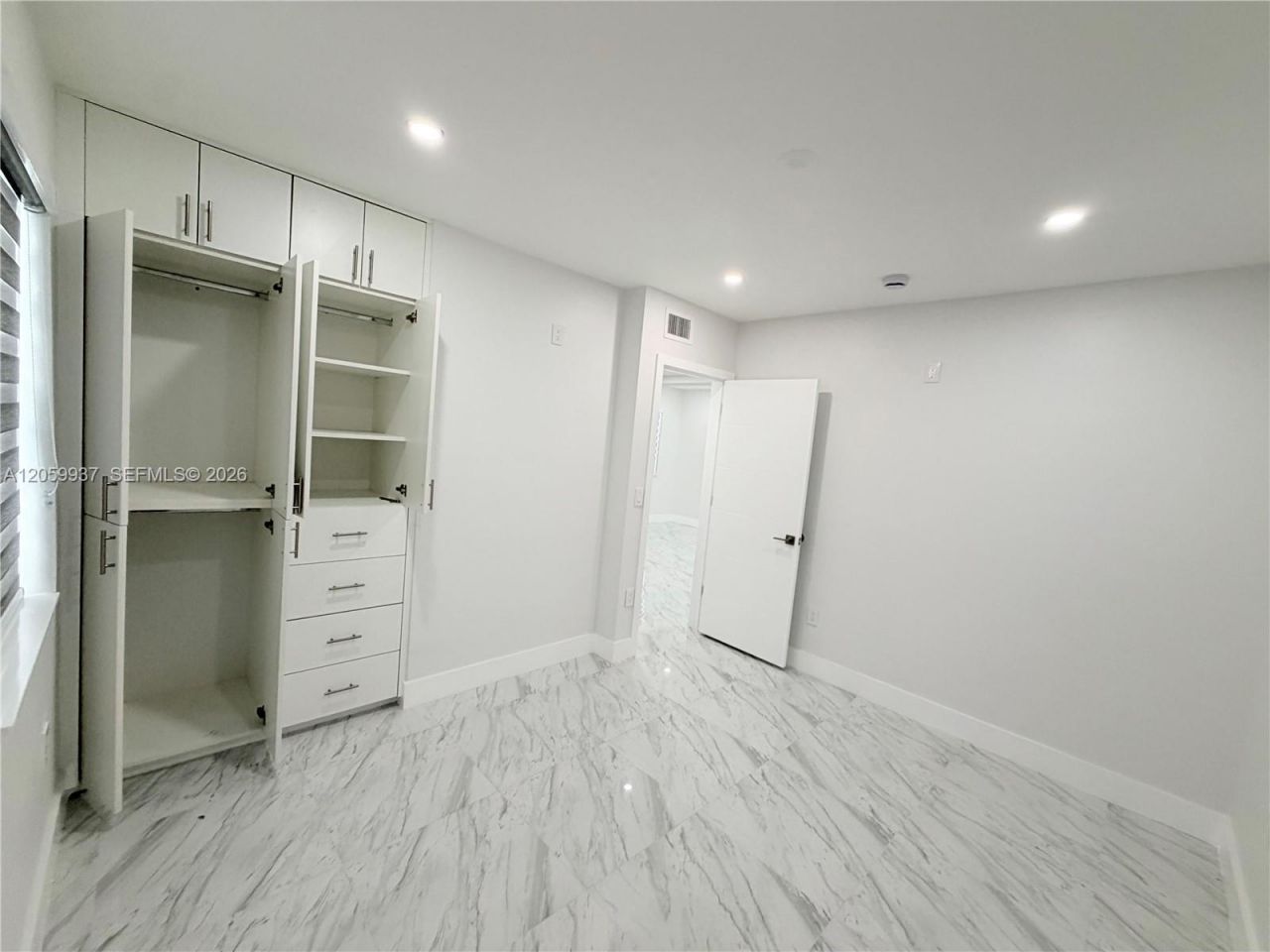3390 NW 50th St , Unit 3390, Miami, FL 33142 Photo