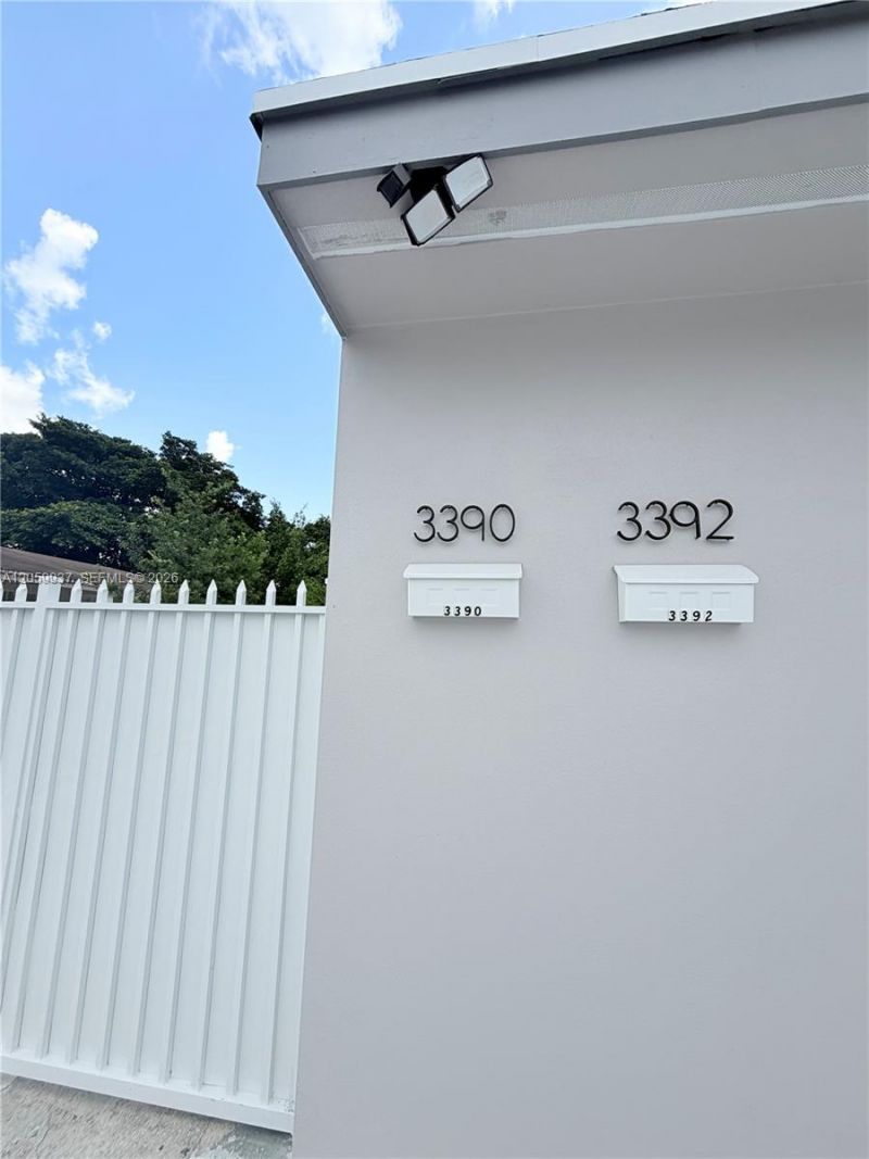 3390 NW 50th St , Unit 3390, Miami, FL 33142 Photo