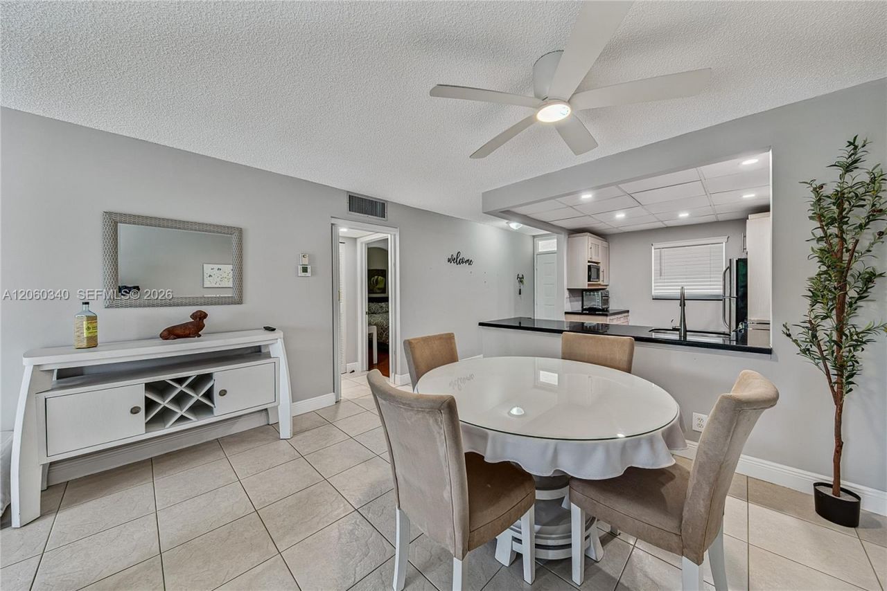 1541 S Ocean Blvd, Unit 313, Lauderdale by the Sea, FL 33062 Photo