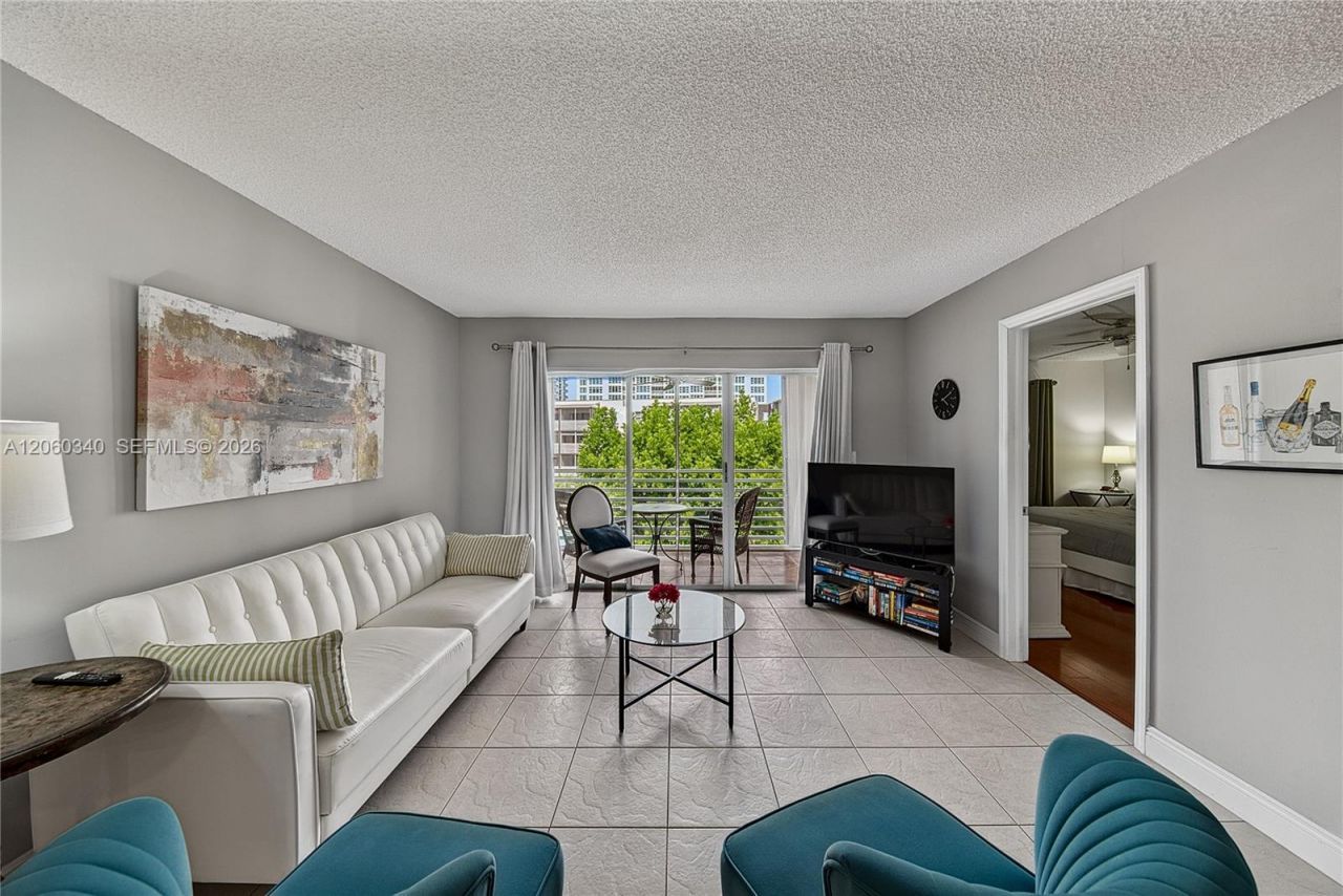 1541 S Ocean Blvd, Unit 313, Lauderdale by the Sea, FL 33062 Photo