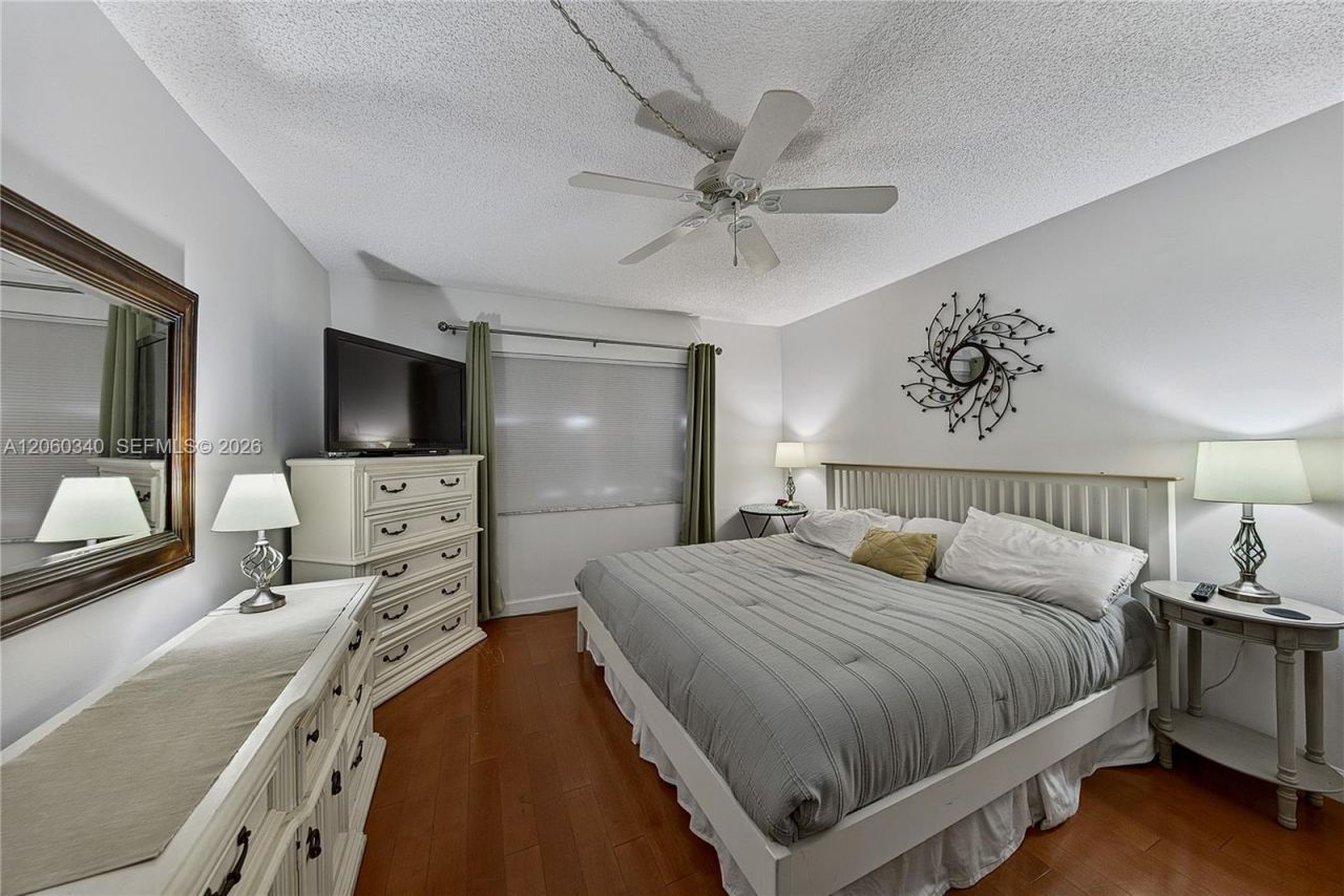 1541 S Ocean Blvd, Unit 313, Lauderdale by the Sea, FL 33062 Photo