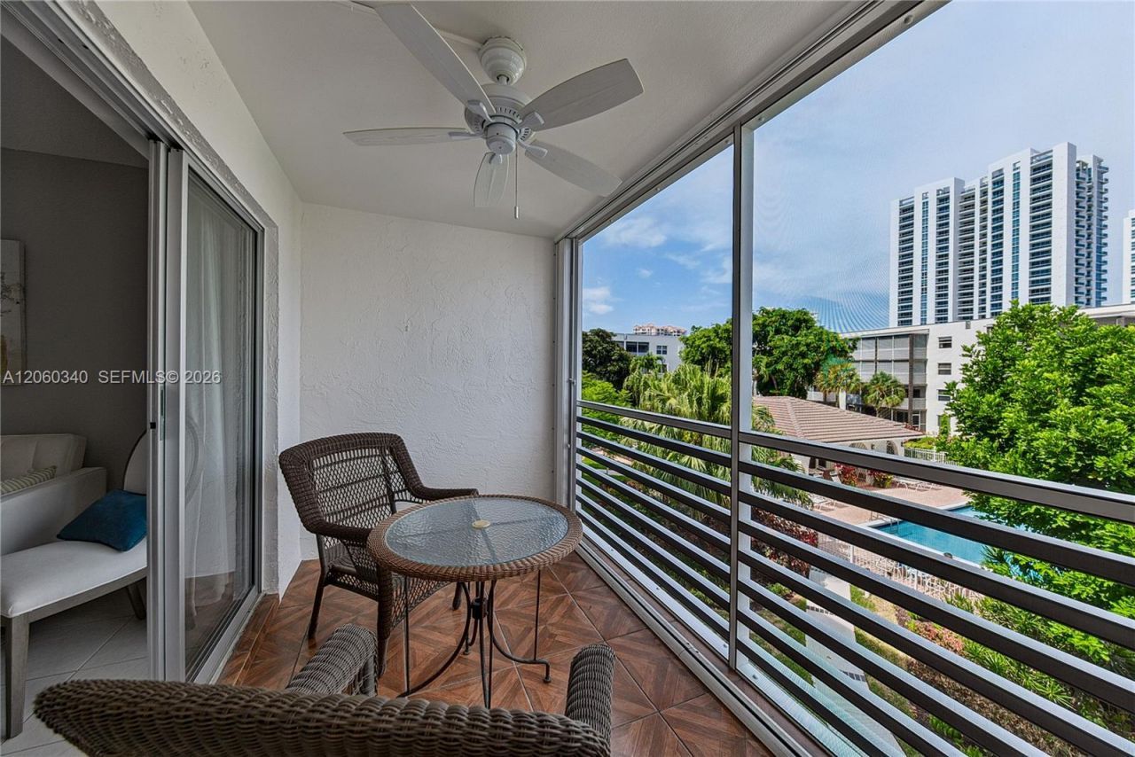 1541 S Ocean Blvd, Unit 313, Lauderdale by the Sea, FL 33062 Photo
