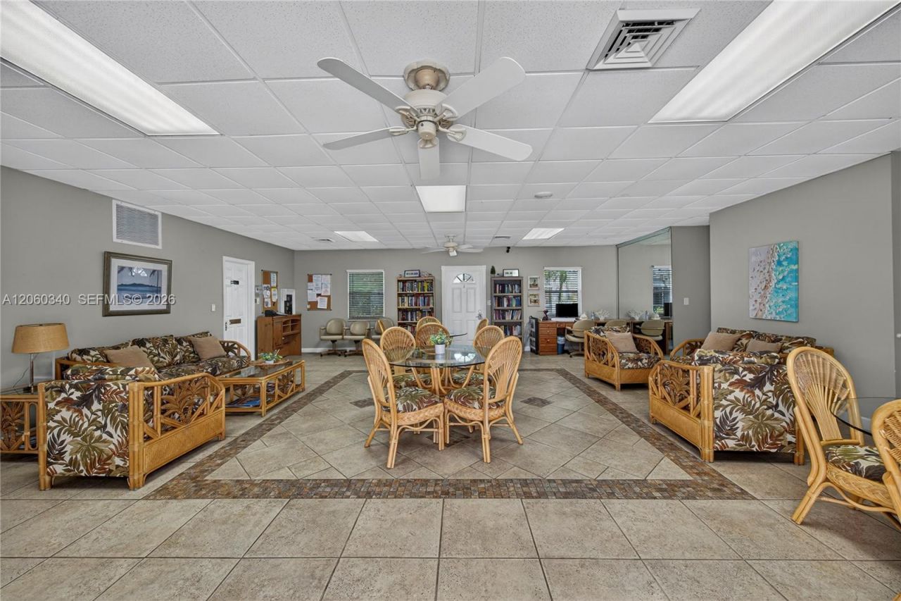 1541 S Ocean Blvd, Unit 313, Lauderdale by the Sea, FL 33062 Photo