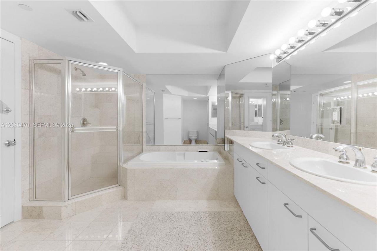 21055 Yacht Club Dr, Unit 1804, Aventura, FL 33180 Photo