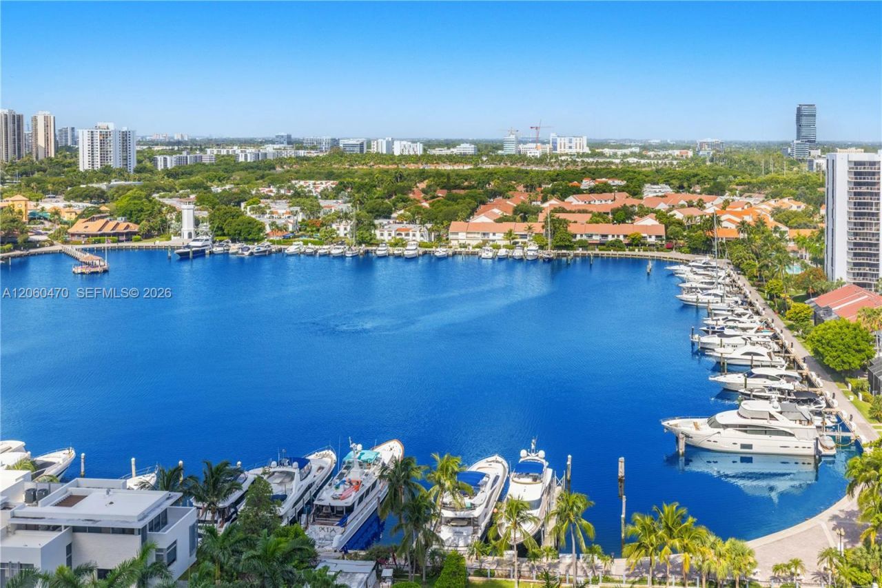 21055 Yacht Club Dr, Unit 1804, Aventura, FL 33180 Photo
