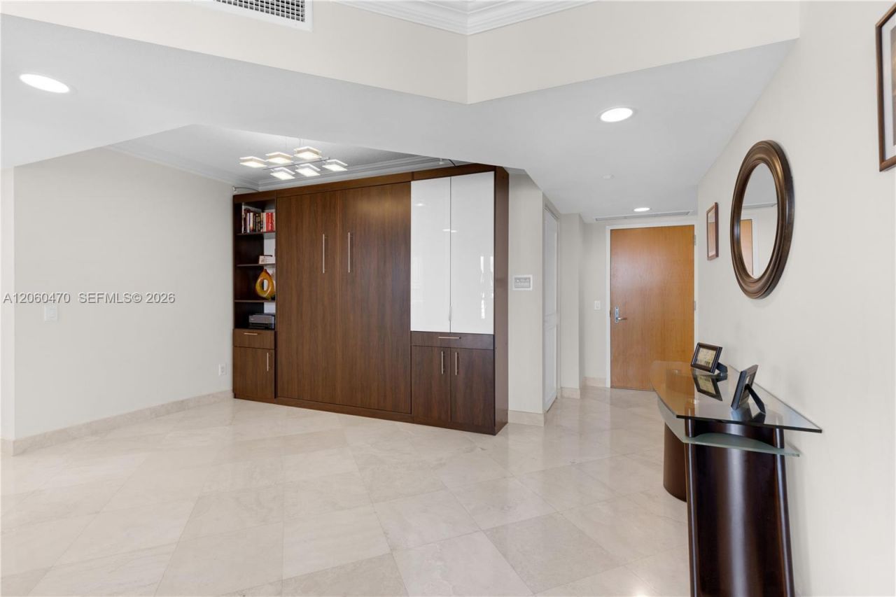 21055 Yacht Club Dr, Unit 1804, Aventura, FL 33180 Photo