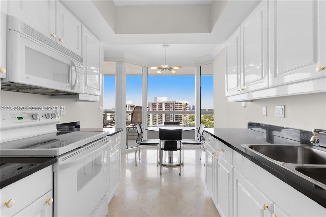 21055 Yacht Club Dr, Unit 1804, Aventura, FL 33180 Photo