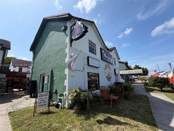 17800 W Dixie Hwy , Unit C1, North Miami Beach, FL 33160