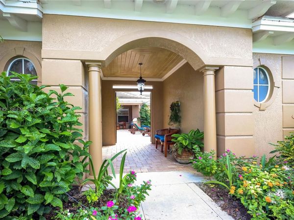 9030 Castle Harbour Cir , Vero Beach, FL 32963