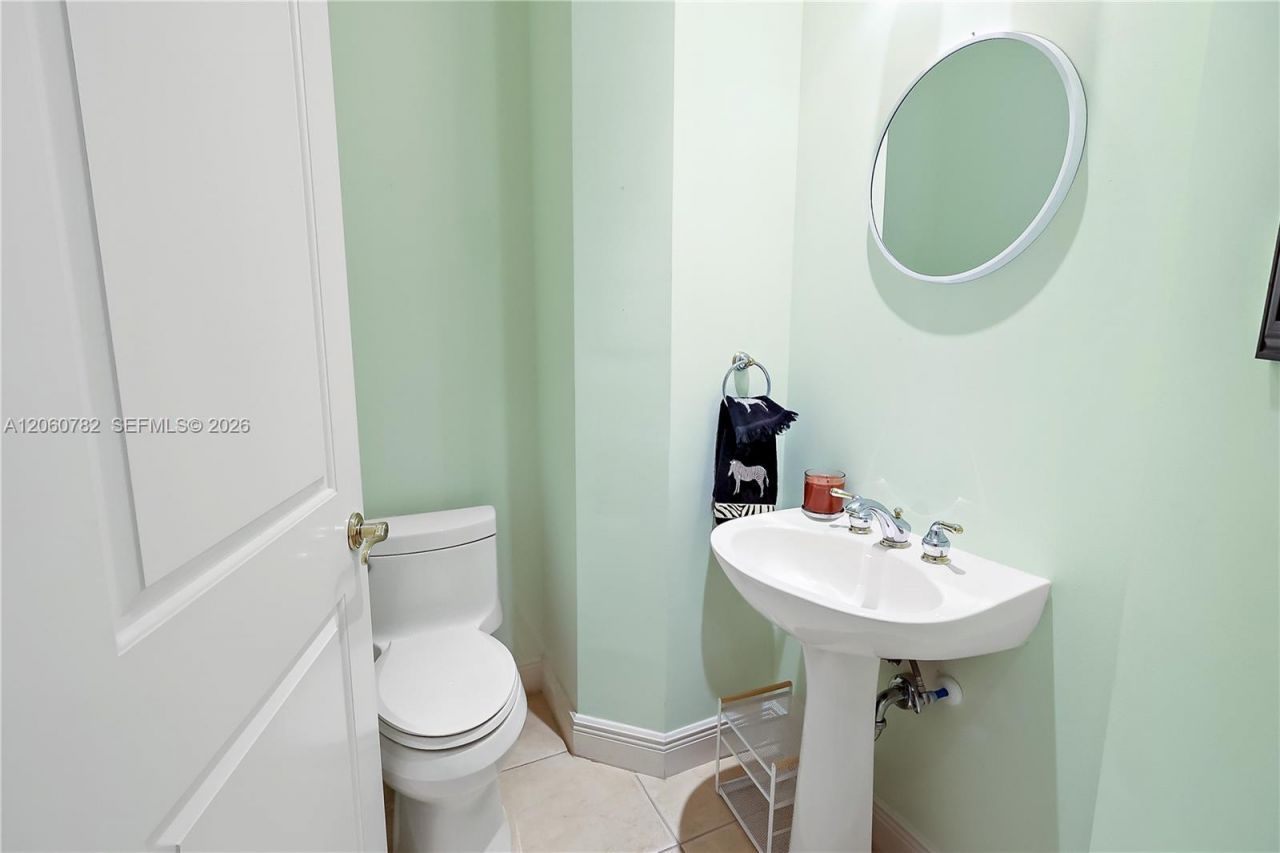 9030 Castle Harbour Cir, Vero Beach, FL 32963 Photo