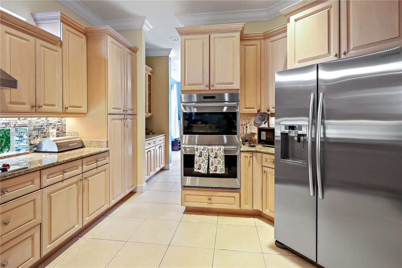9030 Castle Harbour Cir, Vero Beach, FL 32963 Photo