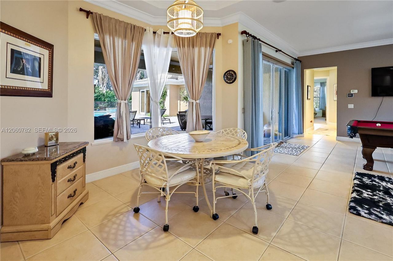9030 Castle Harbour Cir, Vero Beach, FL 32963 Photo