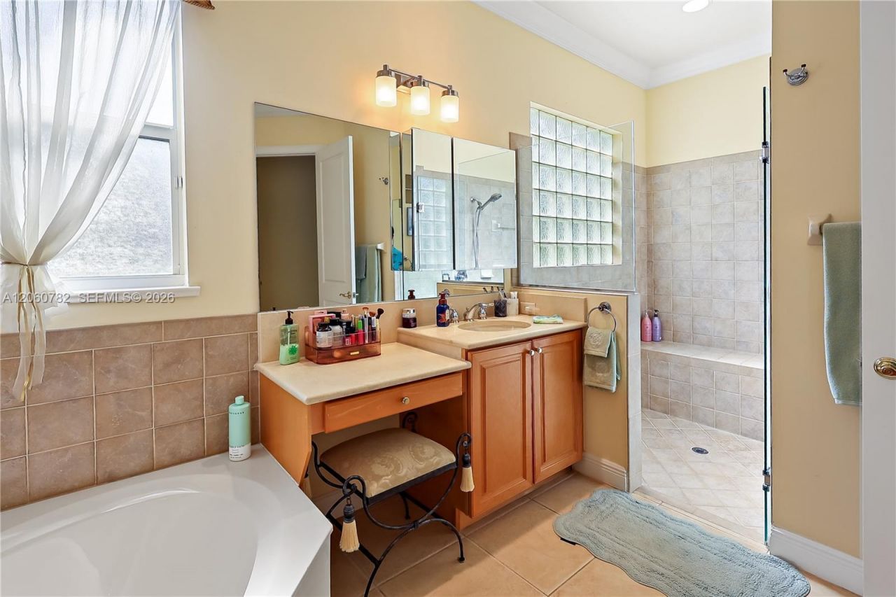 9030 Castle Harbour Cir, Vero Beach, FL 32963 Photo