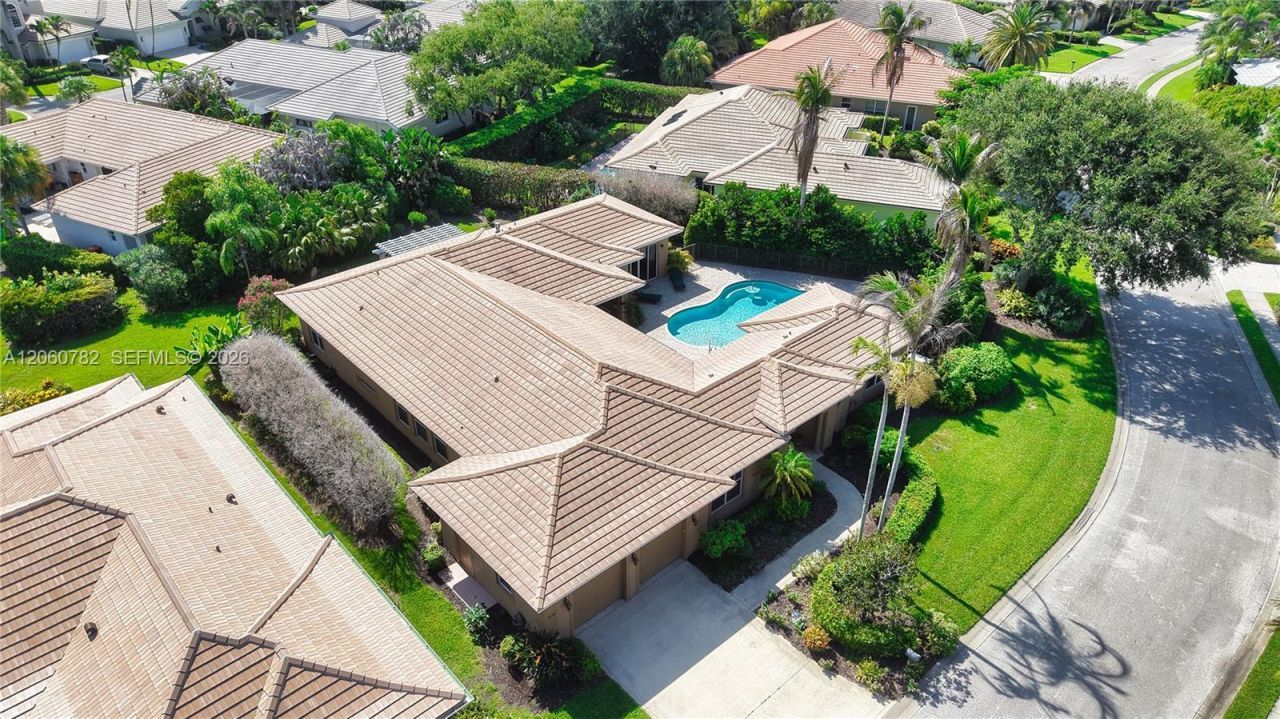9030 Castle Harbour Cir, Vero Beach, FL 32963 Photo
