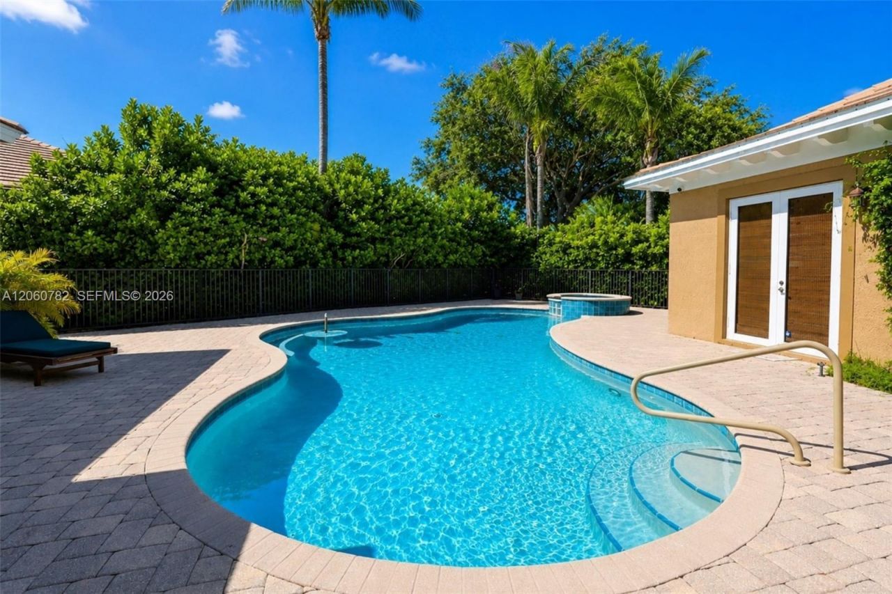 9030 Castle Harbour Cir, Vero Beach, FL 32963 Photo