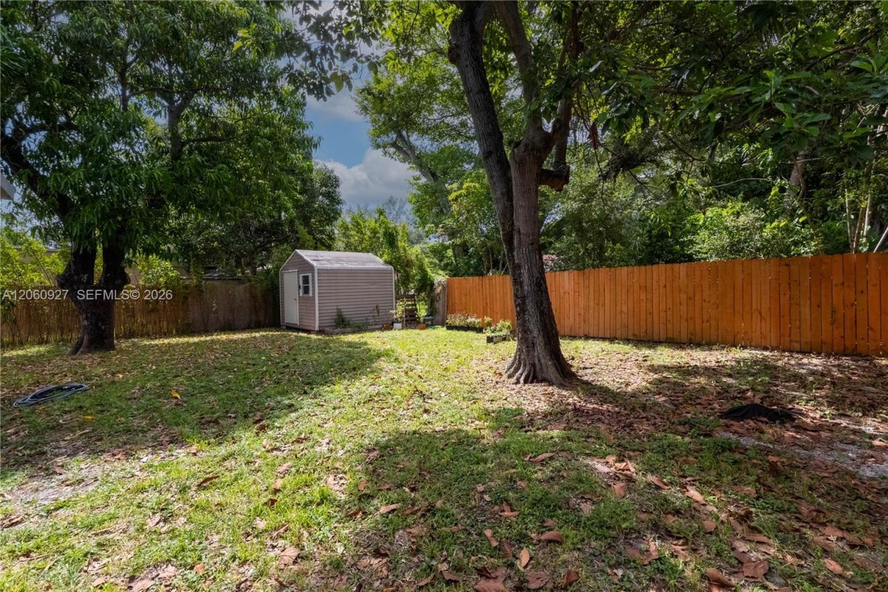 180 NW 67th St, Miami, FL 33150 Photo