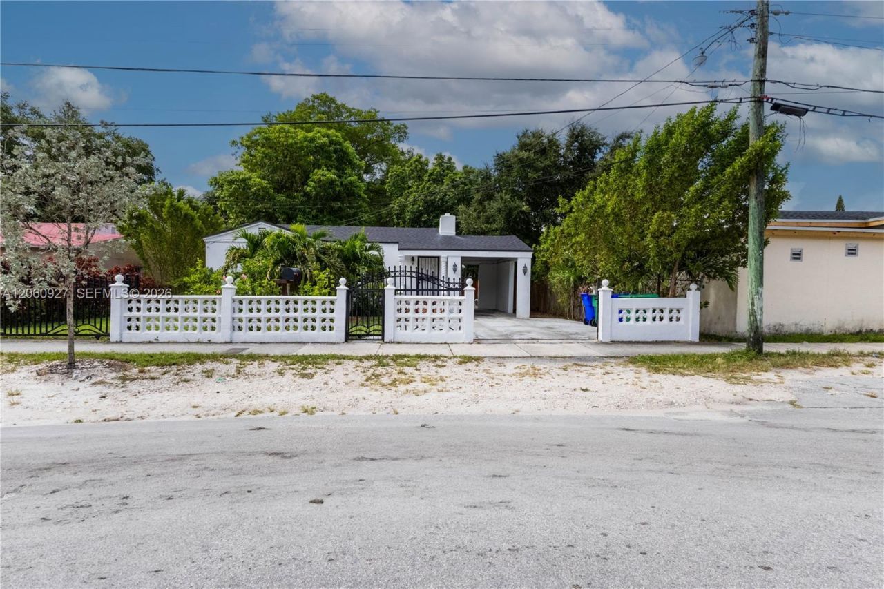 180 NW 67th St, Miami, FL 33150 Photo
