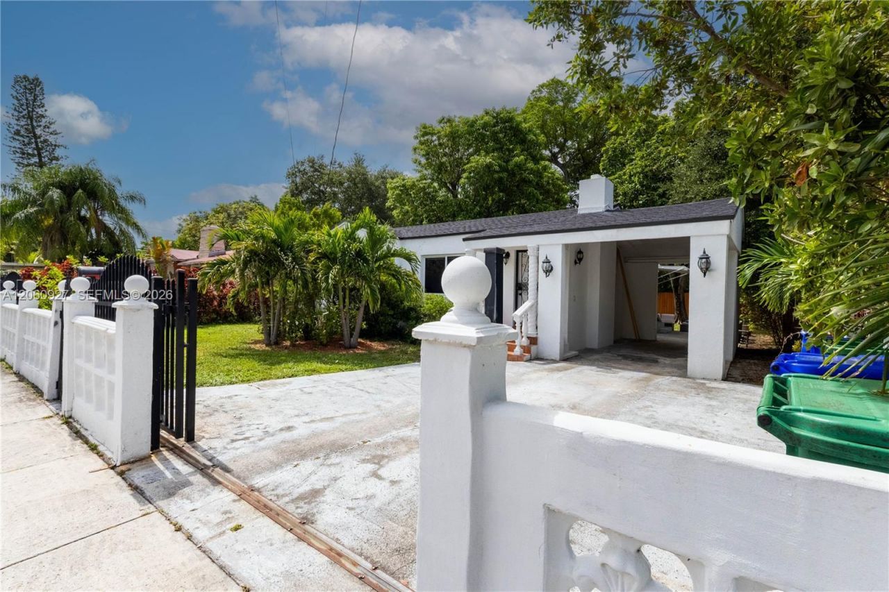 180 NW 67th St, Miami, FL 33150 Photo