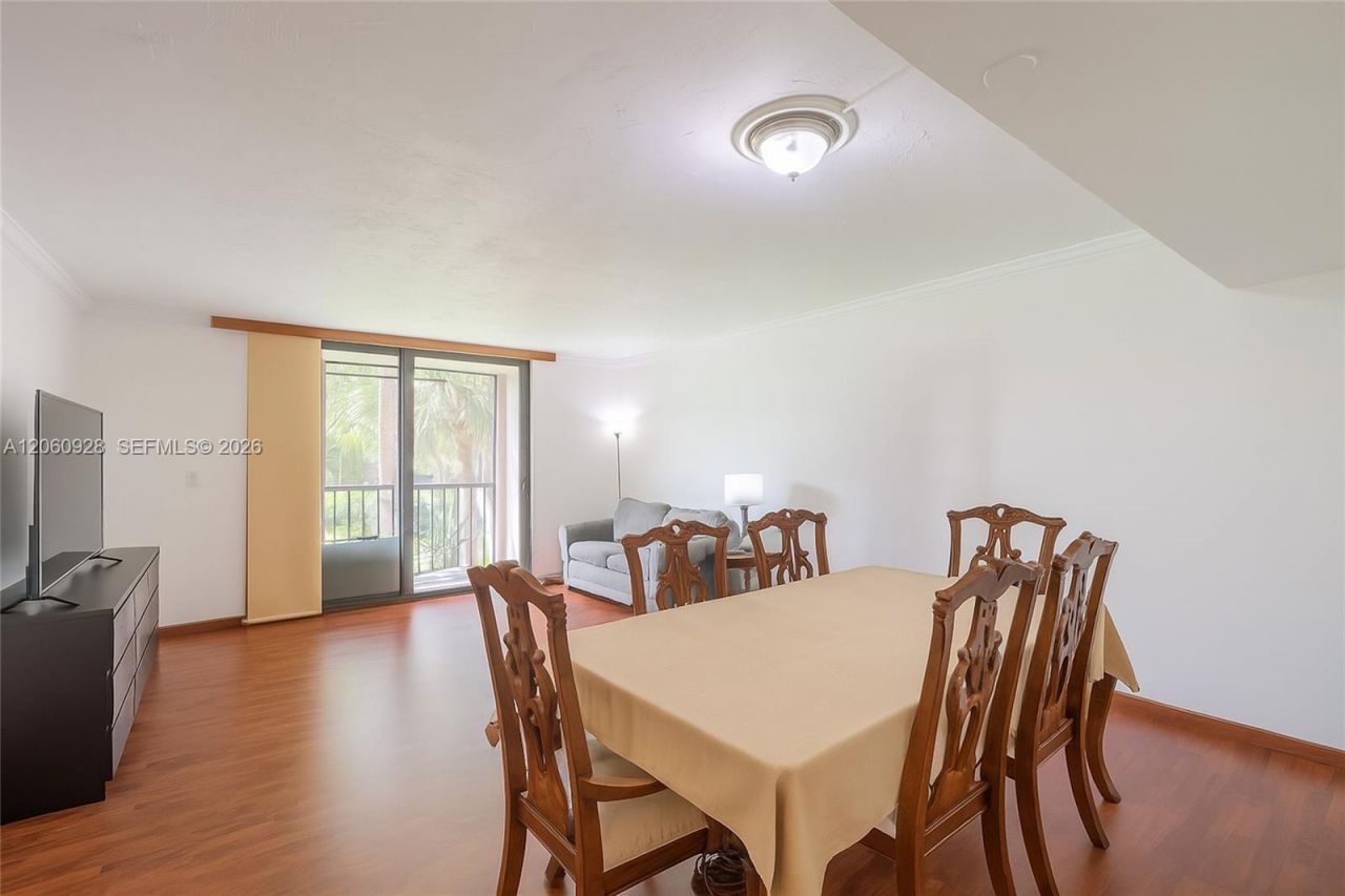 8760 SW 133rd Ave Rd , Unit 220, Miami, FL 33183 Photo