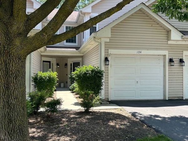 104 Harvest Gate , Lake In The Hills, IL 60156