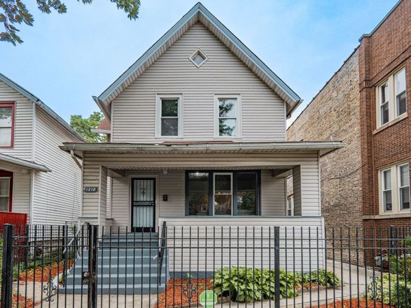 1218 N Parkside Avenue , Chicago, IL 60651