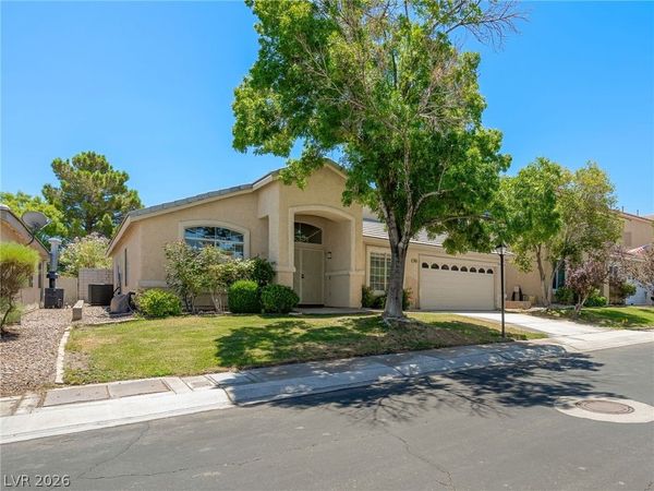 8404 Rustling Leaves Lane, Las Vegas, NV 89143