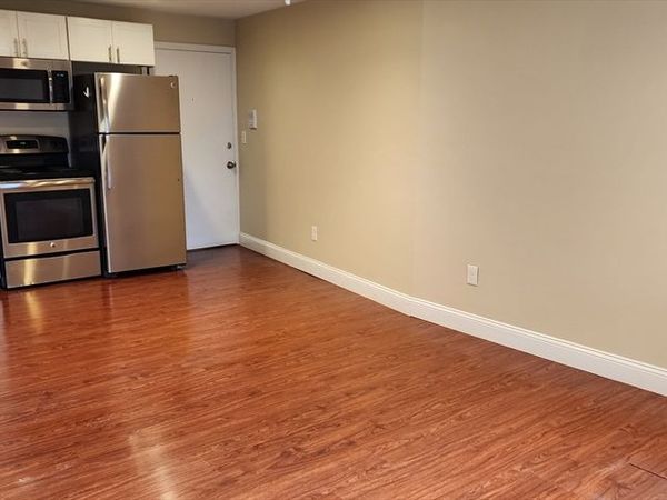 1 Old Colony Rd, Unit 109, Mansfield, MA 02048