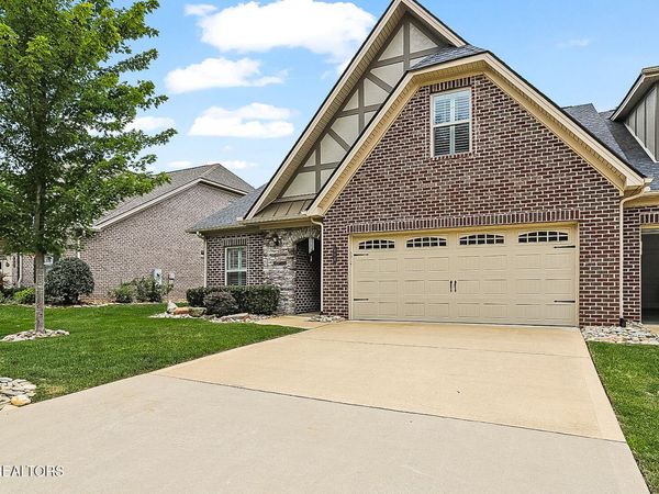 416 Grove Branch Lane, Knoxville, TN 37922