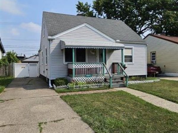14027 Hobart Avenue , Warren, MI 48089