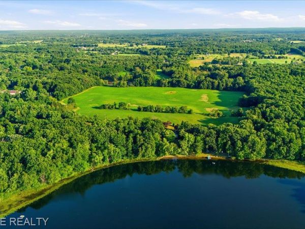 4200 Pierce Road, Oregon Township, Mi 48446