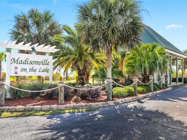 354 S CHENIER Drive , Madisonville, LA 70471