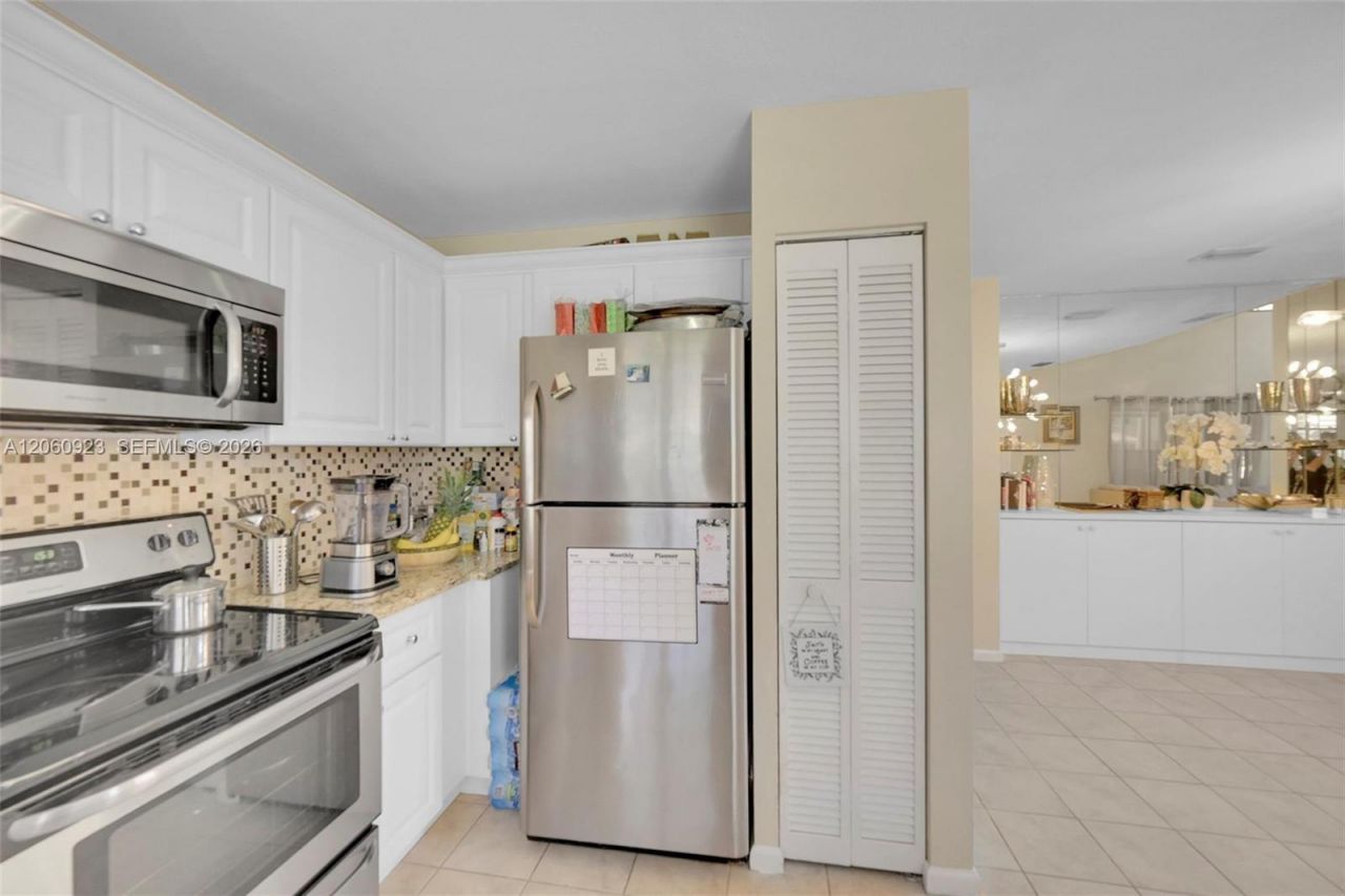 362 Prestwick Cir , Unit 3, Palm Beach Gardens, FL 33418 Photo