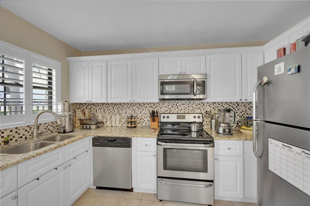 362 Prestwick Cir , Unit 3, Palm Beach Gardens, FL 33418 Photo