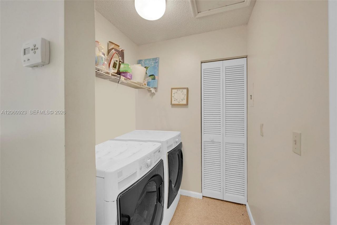 362 Prestwick Cir , Unit 3, Palm Beach Gardens, FL 33418 Photo